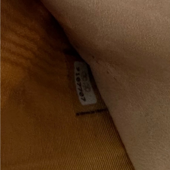 Authentic vintage Chanel tan caviar flap WOC crossbody bag - Picture 9 of 11